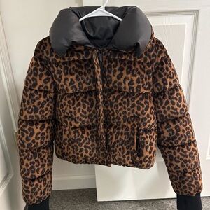 BCBGMAXAZRIA Leopard coat